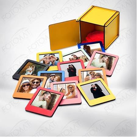 Fotomat Ahşap Kutulu 12 Fotoğraflı Mini Polaroid Çerçeveler